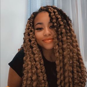 Meet your Posher, Ashlie